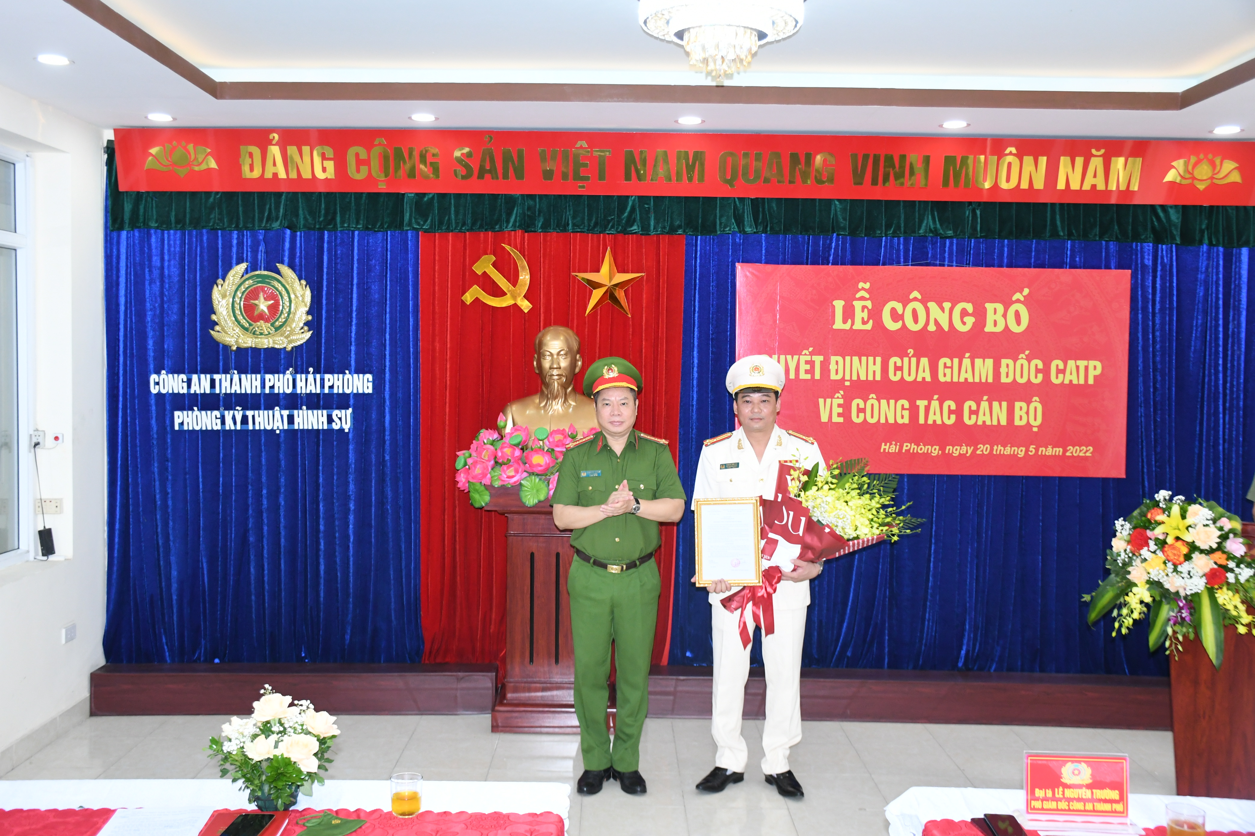 Công bố Quyết định của Giám đốc CATP Hải Phòng về công tác cán bộ tại Phòng Kỹ thuật hình sự - CATP